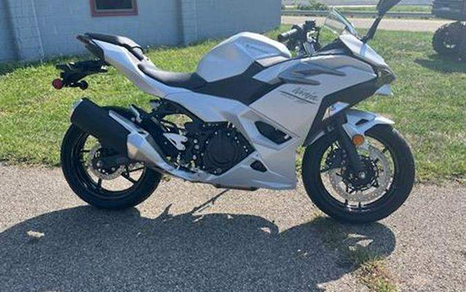 2024 Kawasaki Ninja 500 ABS