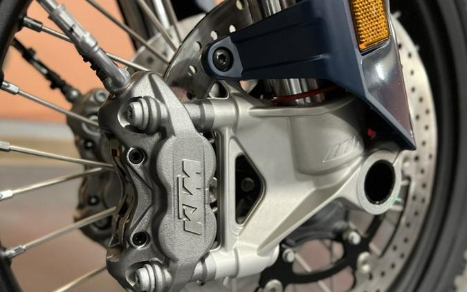 2026 KTM Adventure 890 R