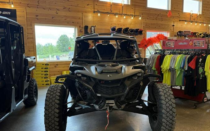 2026 Can-Am Maverick R X rc With SMART-SHOX