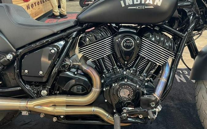 2023 Indian Motorcycle® Sport Chief Black Smoke