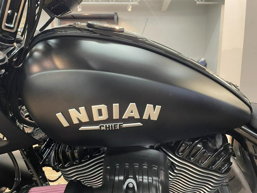 2023 Indian Motorcycle® Sport Chief Black Smoke