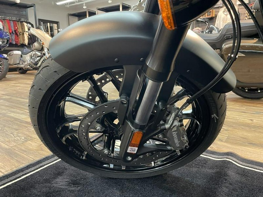 2023 Indian Motorcycle® Sport Chief Black Smoke
