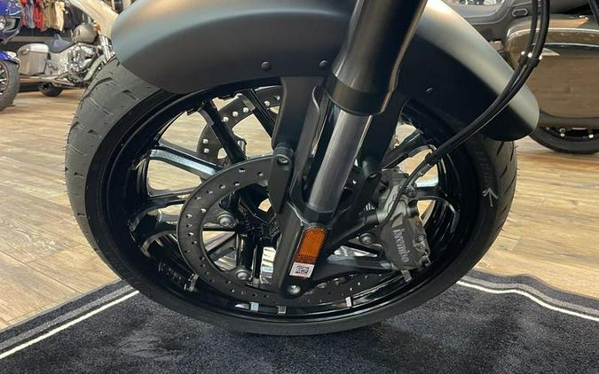 2023 Indian Motorcycle® Sport Chief Black Smoke