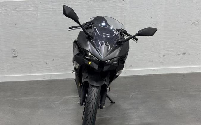 2026 Kawasaki Ninja® 500 ABS Metallic Flat Spark Black