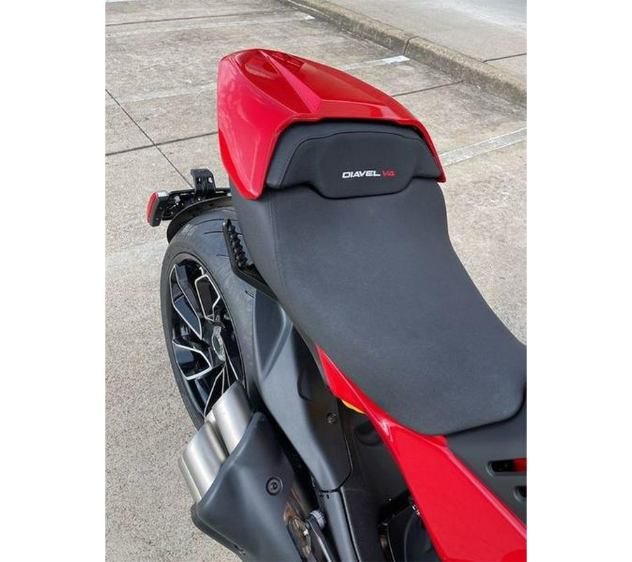 2023 Ducati Diavel V4 Ducati Red