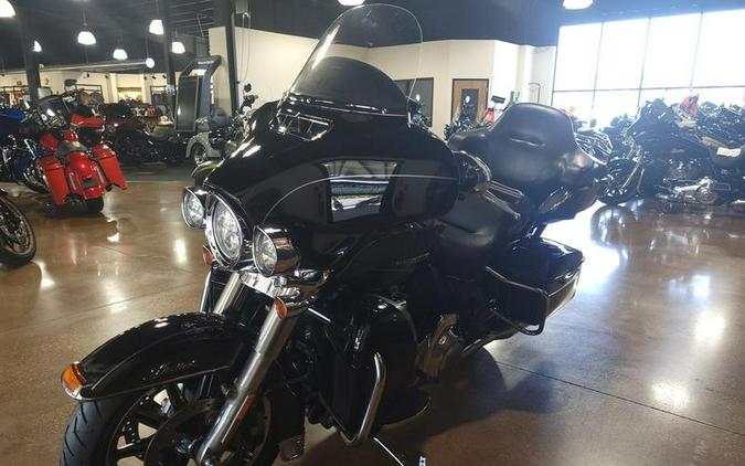 2015 Harley-Davidson® FLHTKL - Ultra Limited Low