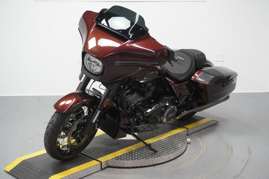 2024 Harley-Davidson® CVO™ Street Glide® Copperhead