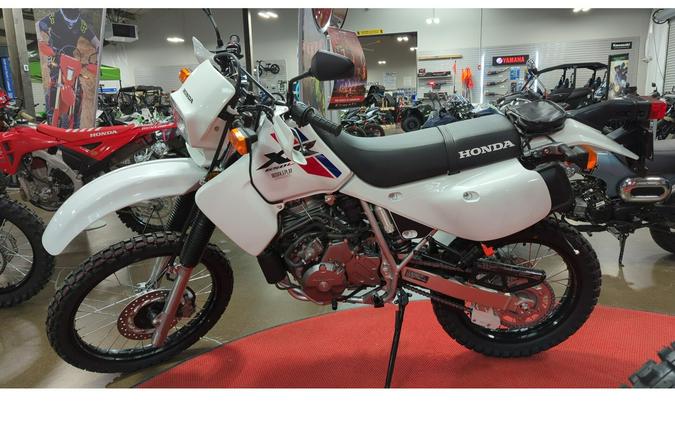 2025 XR650L - Honda