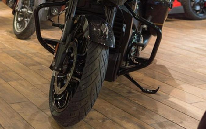 2026 Indian Chieftain Powerplus Dark Horse 112 W/Powerband Black Crystal W/Black Meta