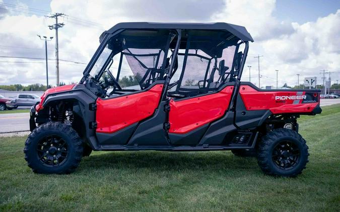 2023 Honda® Pioneer 1000-6 Deluxe Crew