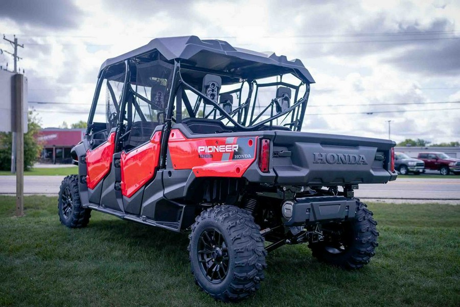 2023 Honda® Pioneer 1000-6 Deluxe Crew