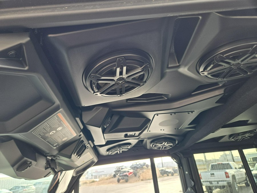 2026 CAN-AM DEFENDER MAX LONE STAR CAB HD11