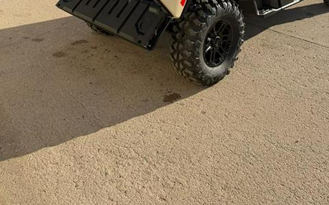2026 Can-Am Defender MAX Limited HD11