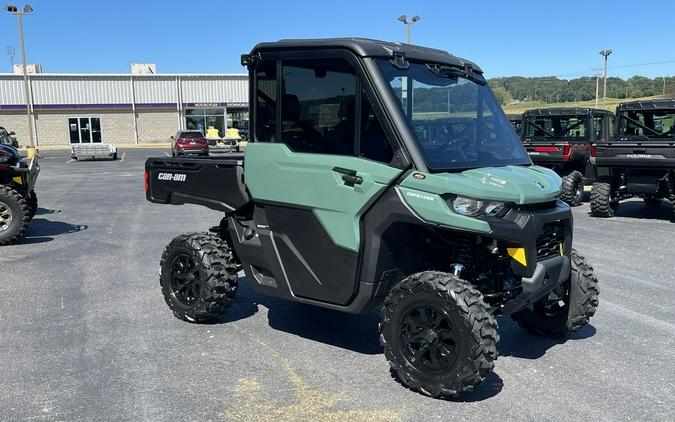 2025 Can-Am® Defender DPS CAB HD9 Compass Green