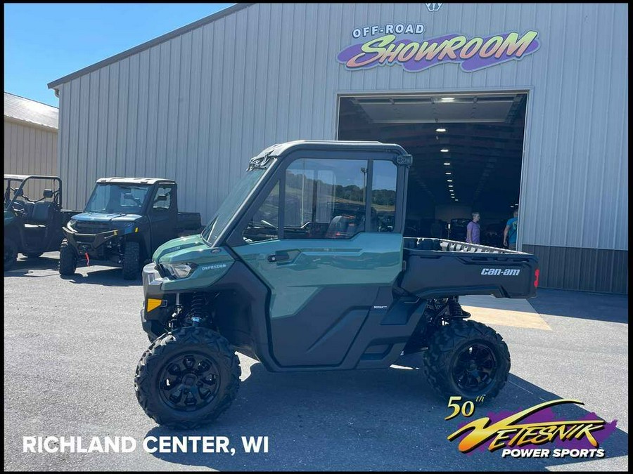 2025 Can-Am® Defender DPS CAB HD9 Compass Green