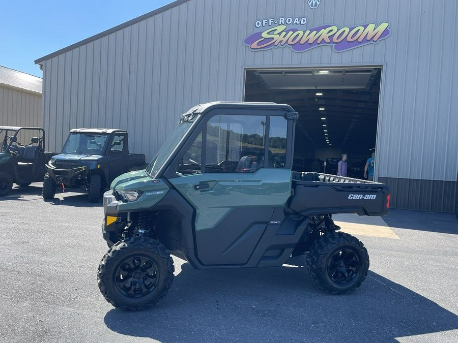 2025 Can-Am® Defender DPS CAB HD9 Compass Green