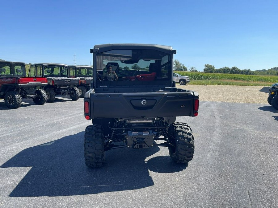 2025 Can-Am® Defender DPS CAB HD9 Compass Green