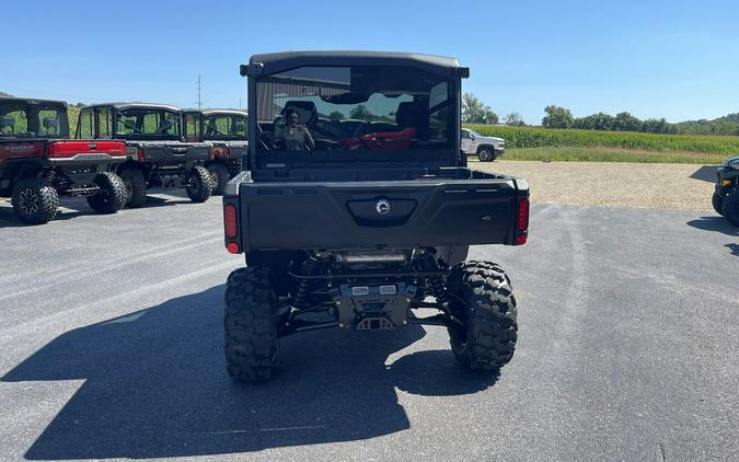 2025 Can-Am® Defender DPS CAB HD9 Compass Green