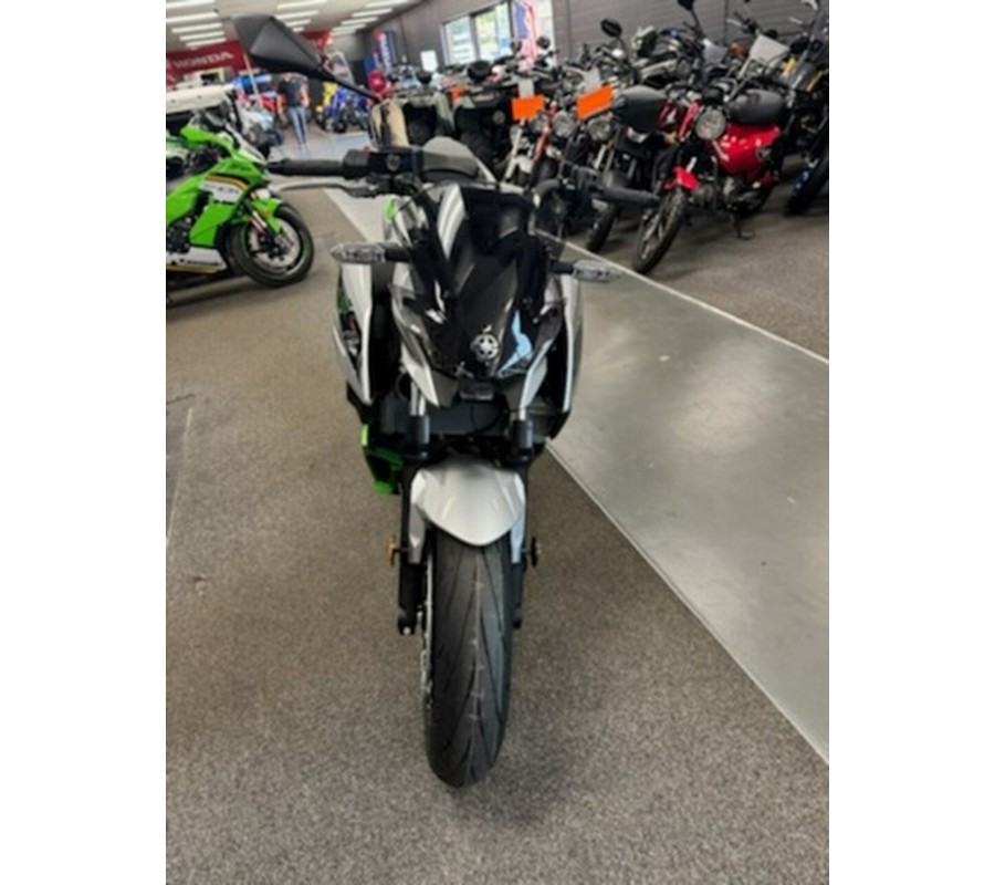 2024 Kawasaki Z7 Hybrid ABS