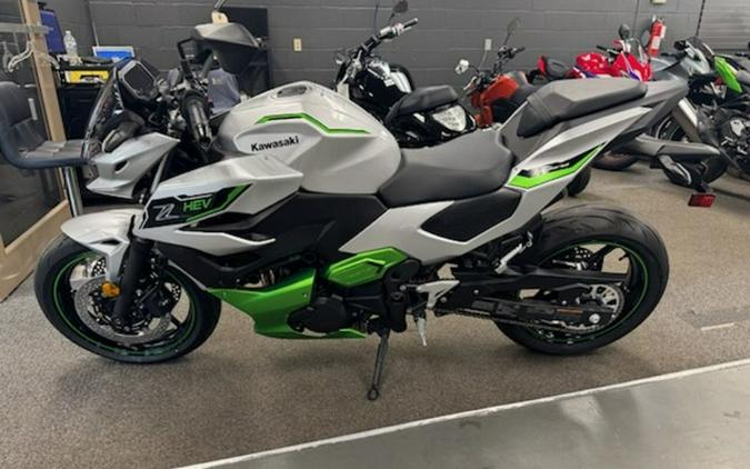 2024 Kawasaki Z7 Hybrid ABS