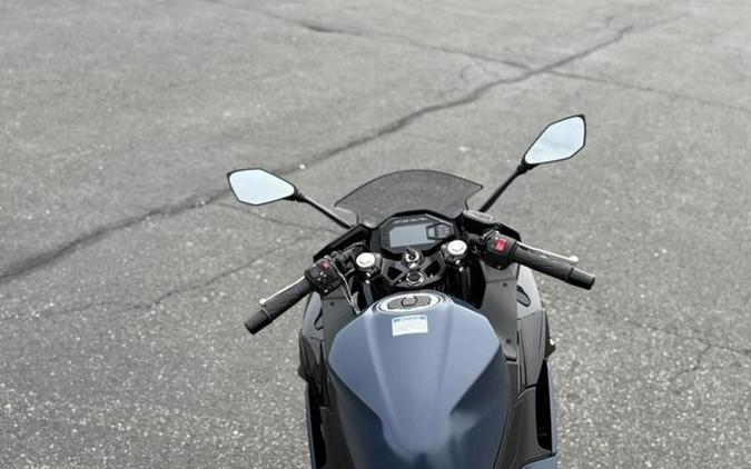 2026 Kawasaki Ninja® 500 ABS Metallic Matte Twilight Blue