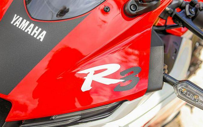 2026 YAMAHA YZFR3 ABS 70TH ANNIVERSARY EDITION