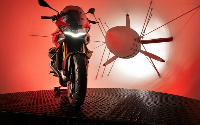 2025 Moto Guzzi V100 MANDELLO