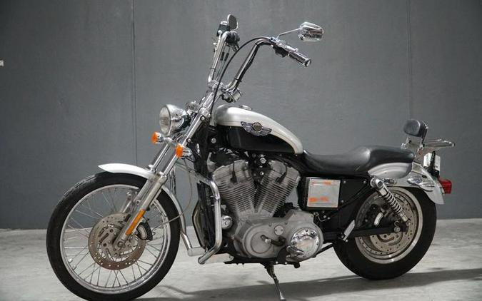 2003 Harley-Davidson® XL883C - Sportster® Custom 833C