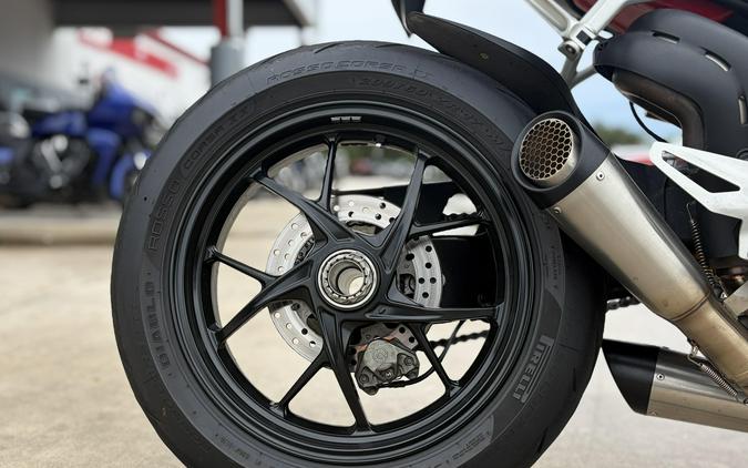 2021 Ducati STREETFIGHTER V4