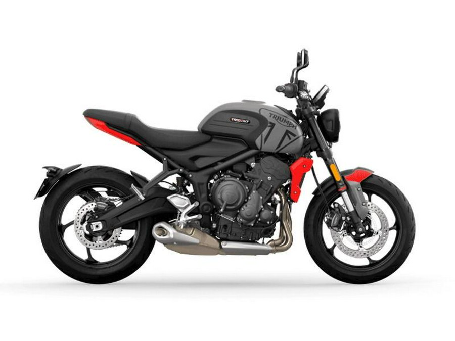 2021 Triumph Trident 660 Silver Ice Diablo Red