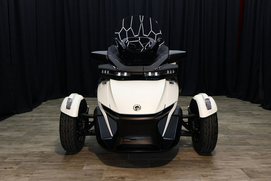 2024 Can-Am Spyder RT Sea-To-Sky