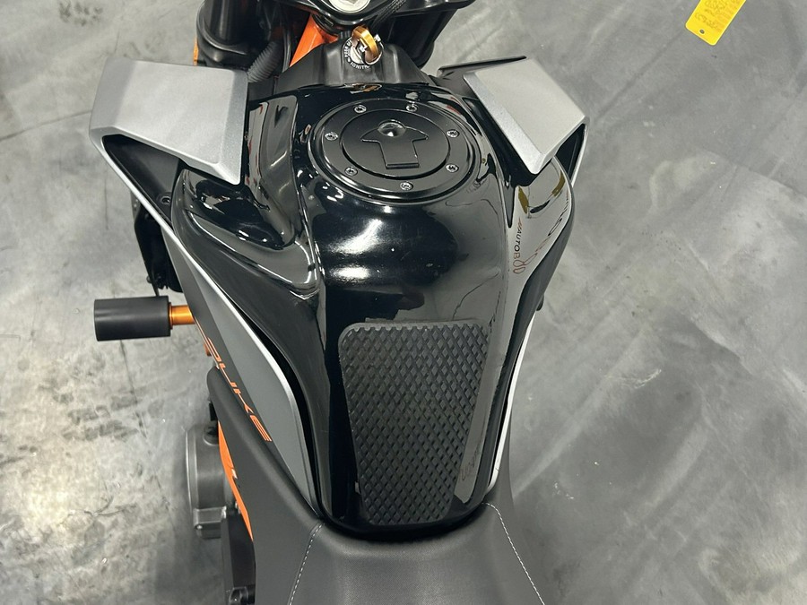 2021 KTM DUKE 390