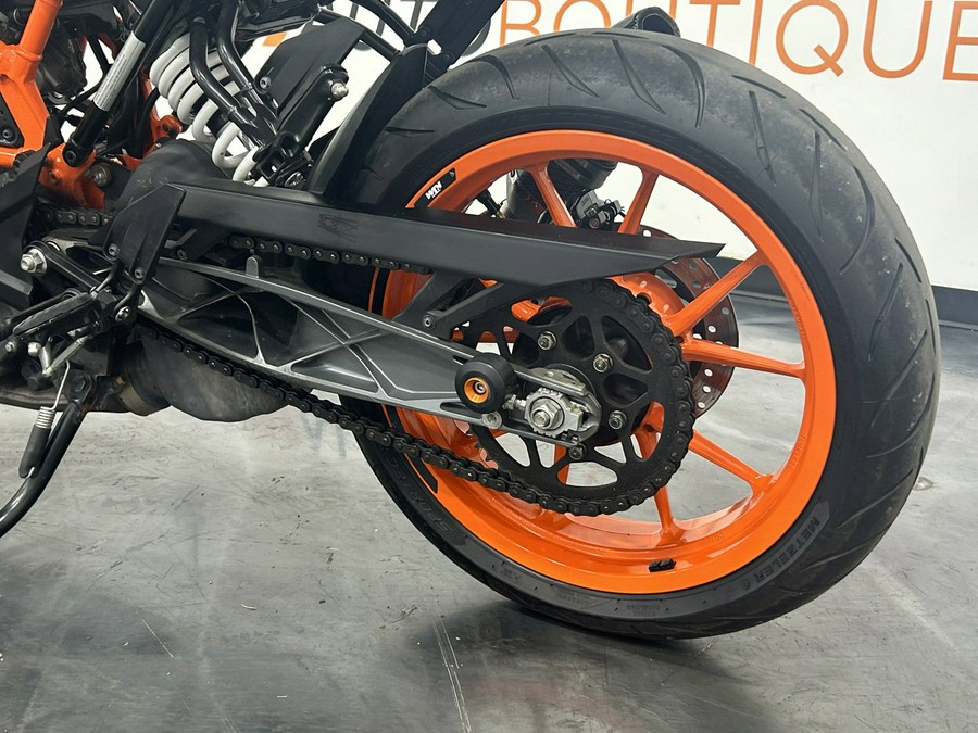 2021 KTM DUKE 390