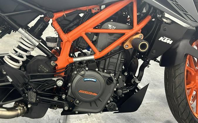 2021 KTM DUKE 390