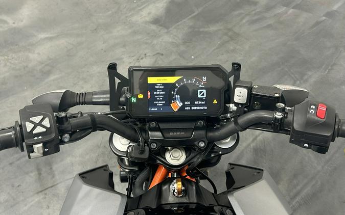 2021 KTM DUKE 390