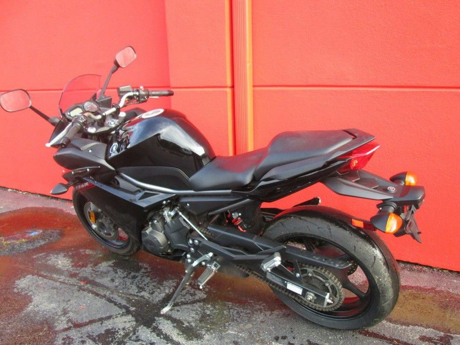 2011 Yamaha FZ 6 R