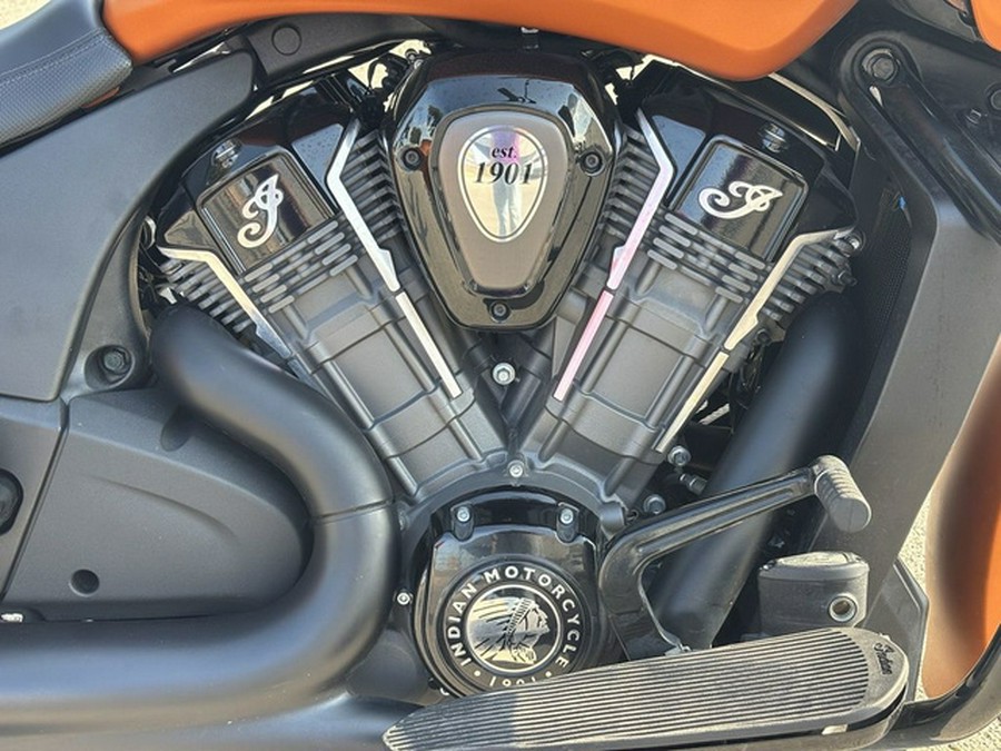 2023 Indian Challenger Dark Horse Icon Riot Orange Smoke