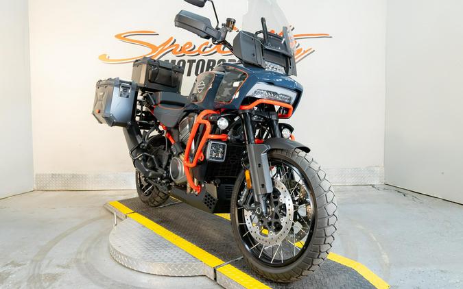 2025 Harley-Davidson CVO™ Pan America®