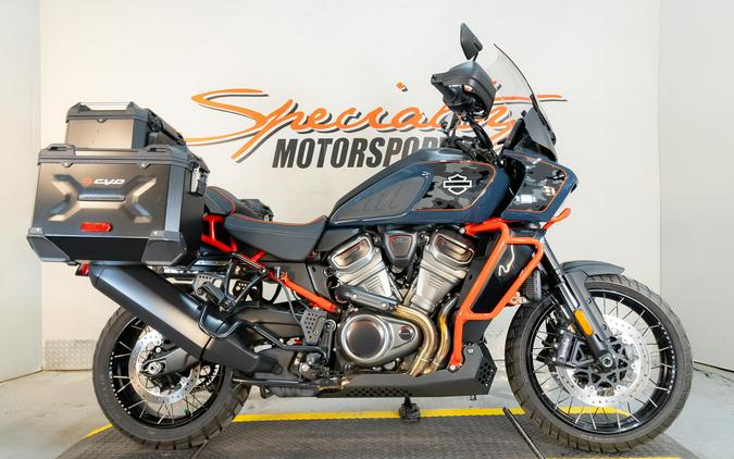 2025 Harley-Davidson CVO™ Pan America®