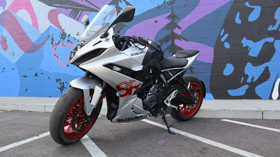 2024 Suzuki GSX 8R