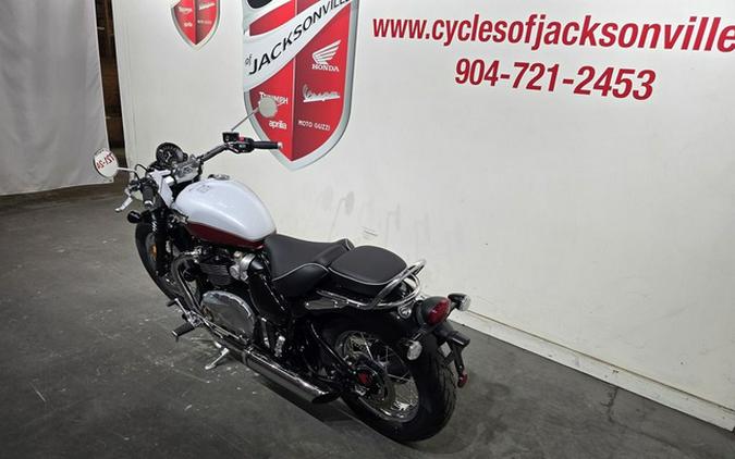 2025 Triumph Bonneville Speedmaster Snowdonia / Cranberry Red