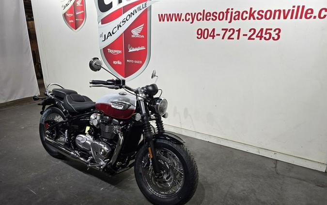 2025 Triumph Bonneville Speedmaster Snowdonia / Cranberry Red