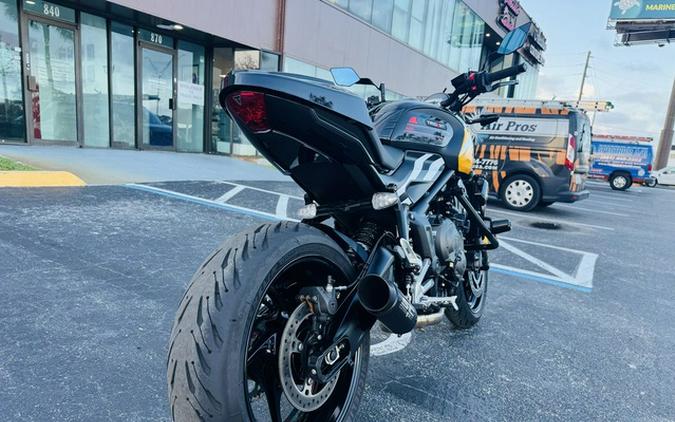 2025 Triumph Trident 660 Cosmic YellowSapphire Black