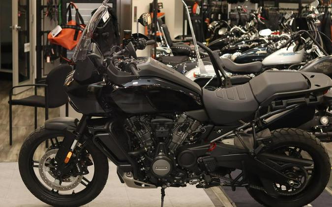 2022 Harley-Davidson® RA1250S - Pan America™ 1250 Special