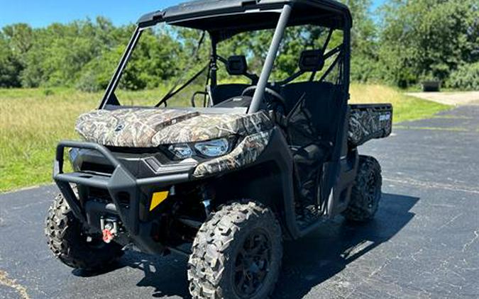 2024 Can-Am Defender XT HD9