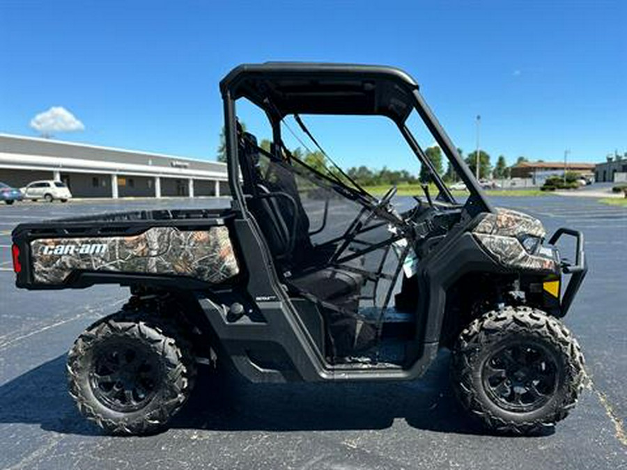 2024 Can-Am Defender XT HD9