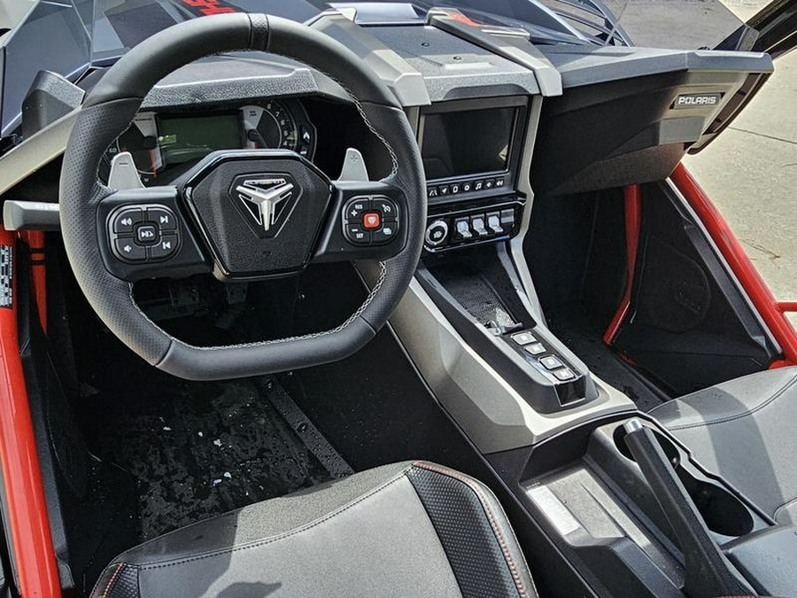 2024 Polaris Slingshot® Slingshot® R AutoDrive Phantom Gray