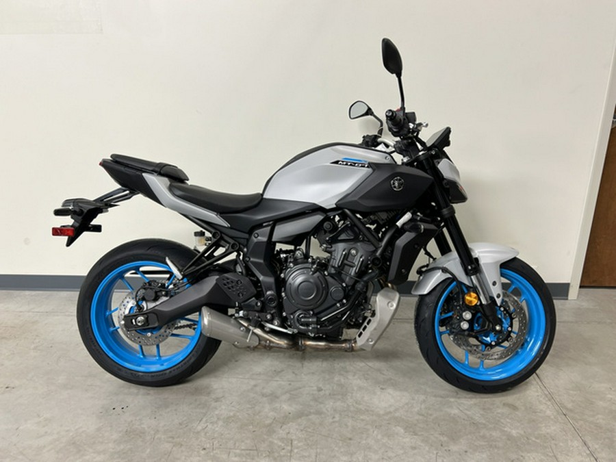 2025 Yamaha MT07 (MT07SGY)