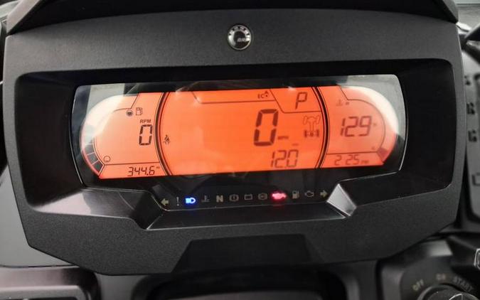 2024 Can-Am® Defender Limited HD10