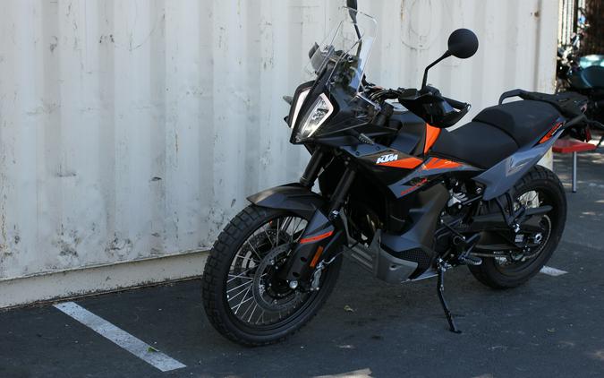 2023 KTM 890 Adventure